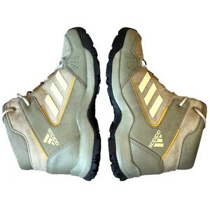 Adidas Hyperhiker Hiking Boots Beige Green Kids 4‎ UK 3.5 FR 36